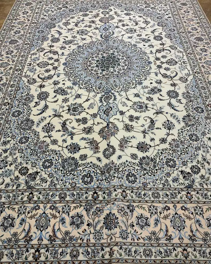 Isfahan Persian Handmade Carpet — Ivory Azure Grand Rosette Medallion — 250 × 350 cm, PRR-IS-048