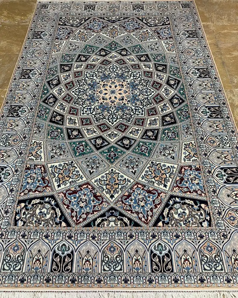 Isfahan Persian Handmade Carpet — Multicolor Geometric Medallion — 155 × 240 cm, PRR-IS-075