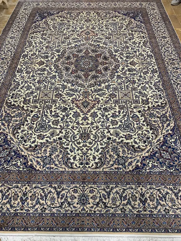 Naein Persian Handmade Carpet — Geometric Medallion — 250 × 350 cm, PRR-NN-002