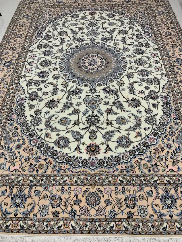 Naein Persian Handmade Carpet — Rosette Medallion — 250 × 350 cm, PRR-NN-015