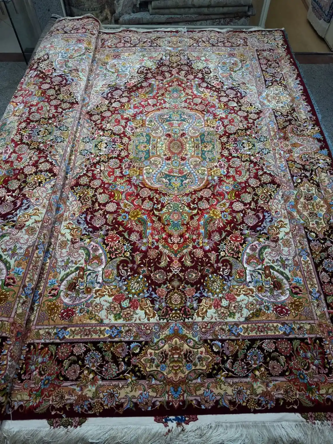 Royal Crimson Prestige Tabriz Carpet — PRR-TZ-029